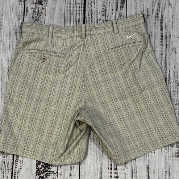 Nike Golf Fit Dry Plaid Shorts Men’s 34 Beige Blue 7” Inseam - Picture 2 of 6